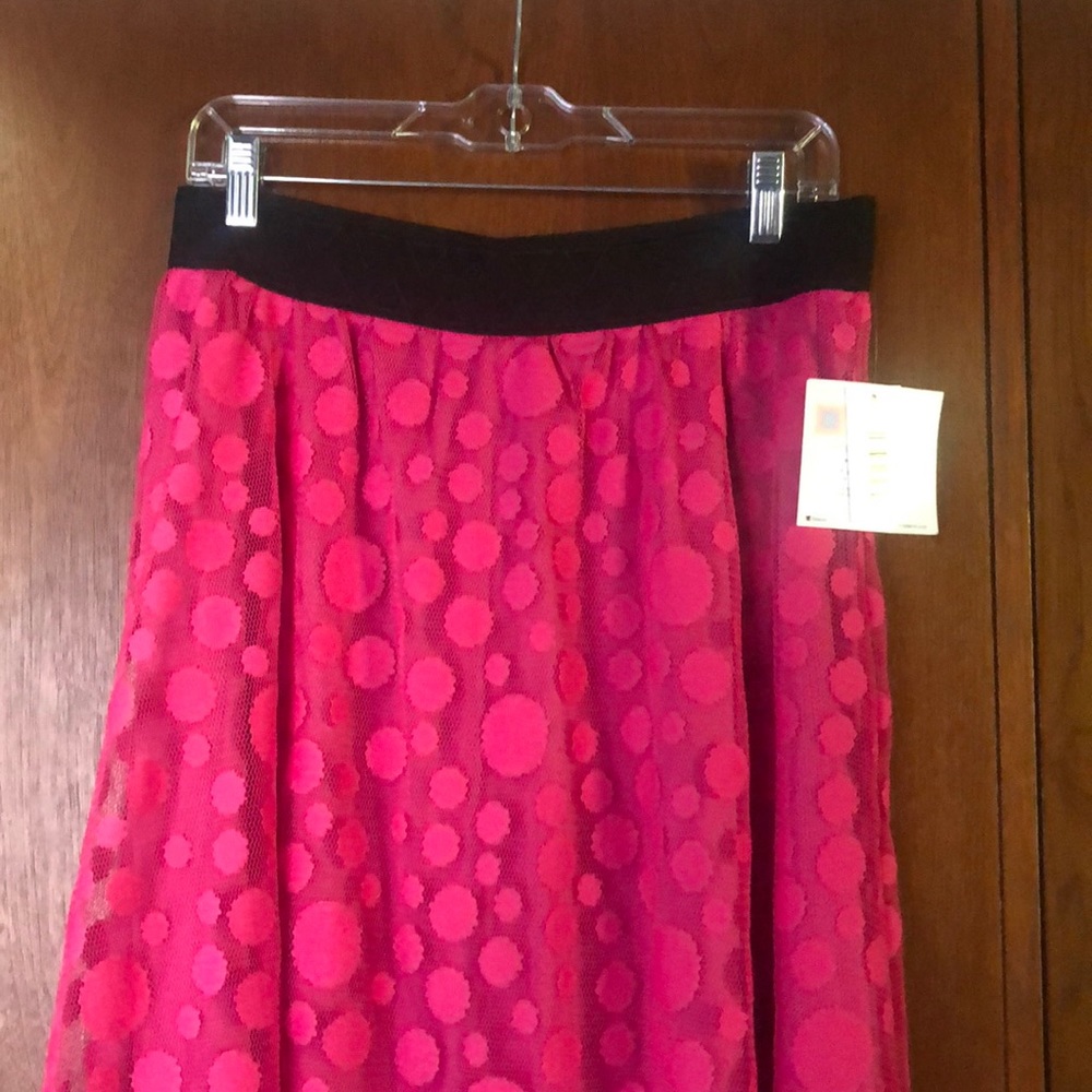 LuLaRoe Lucy pink polka dot skirt